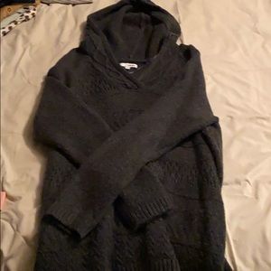 Hooded sweater